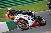 enduro-digital-images;event-digital-images;eventdigitalimages;mallory-park;mallory-park-photographs;mallory-park-trackday;mallory-park-trackday-photographs;no-limits-trackdays;peter-wileman-photography;racing-digital-images;trackday-digital-images;trackday-photos