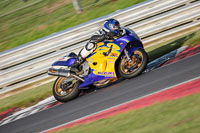 brands-hatch-photographs;brands-no-limits-trackday;cadwell-trackday-photographs;enduro-digital-images;event-digital-images;eventdigitalimages;no-limits-trackdays;peter-wileman-photography;racing-digital-images;trackday-digital-images;trackday-photos