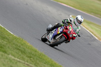 brands-hatch-photographs;brands-no-limits-trackday;cadwell-trackday-photographs;enduro-digital-images;event-digital-images;eventdigitalimages;no-limits-trackdays;peter-wileman-photography;racing-digital-images;trackday-digital-images;trackday-photos