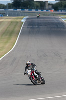 donington-no-limits-trackday;donington-park-photographs;donington-trackday-photographs;no-limits-trackdays;peter-wileman-photography;trackday-digital-images;trackday-photos