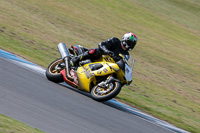 donington-no-limits-trackday;donington-park-photographs;donington-trackday-photographs;no-limits-trackdays;peter-wileman-photography;trackday-digital-images;trackday-photos