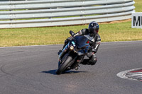 Novice Black Bikes