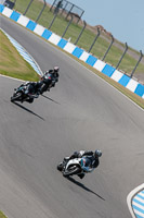 donington-no-limits-trackday;donington-park-photographs;donington-trackday-photographs;no-limits-trackdays;peter-wileman-photography;trackday-digital-images;trackday-photos