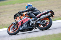 Rockingham-no-limits-trackday;enduro-digital-images;event-digital-images;eventdigitalimages;no-limits-trackdays;peter-wileman-photography;racing-digital-images;rockingham-raceway-northamptonshire;rockingham-trackday-photographs;trackday-digital-images;trackday-photos