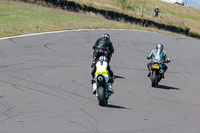 anglesey-no-limits-trackday;anglesey-photographs;anglesey-trackday-photographs;enduro-digital-images;event-digital-images;eventdigitalimages;no-limits-trackdays;peter-wileman-photography;racing-digital-images;trac-mon;trackday-digital-images;trackday-photos;ty-croes