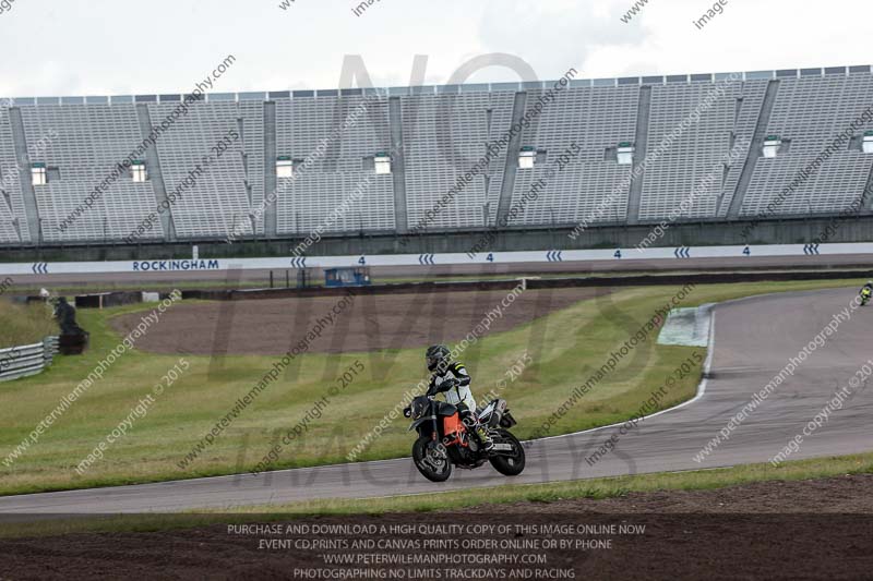 Rockingham no limits trackday;enduro digital images;event digital images;eventdigitalimages;no limits trackdays;peter wileman photography;racing digital images;rockingham raceway northamptonshire;rockingham trackday photographs;trackday digital images;trackday photos