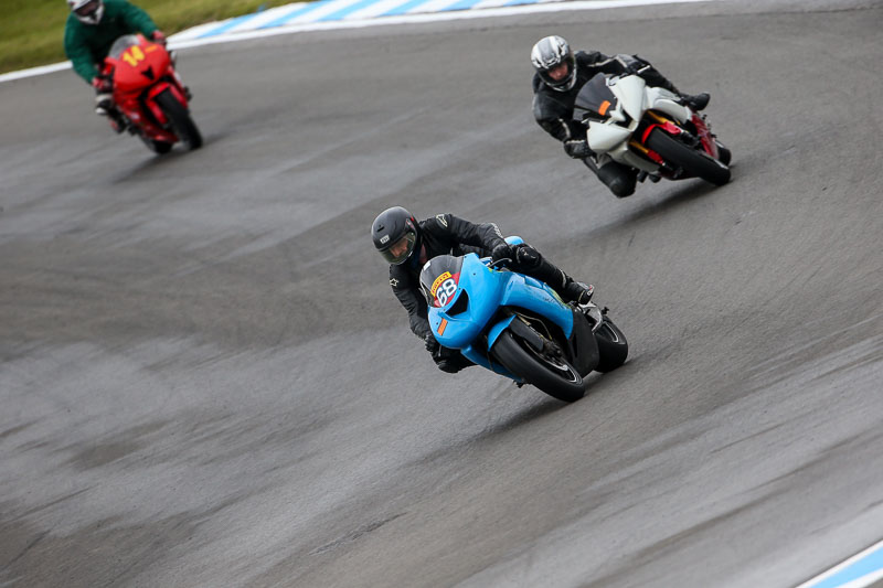 donington no limits trackday;donington park photographs;donington trackday photographs;no limits trackdays;peter wileman photography;trackday digital images;trackday photos
