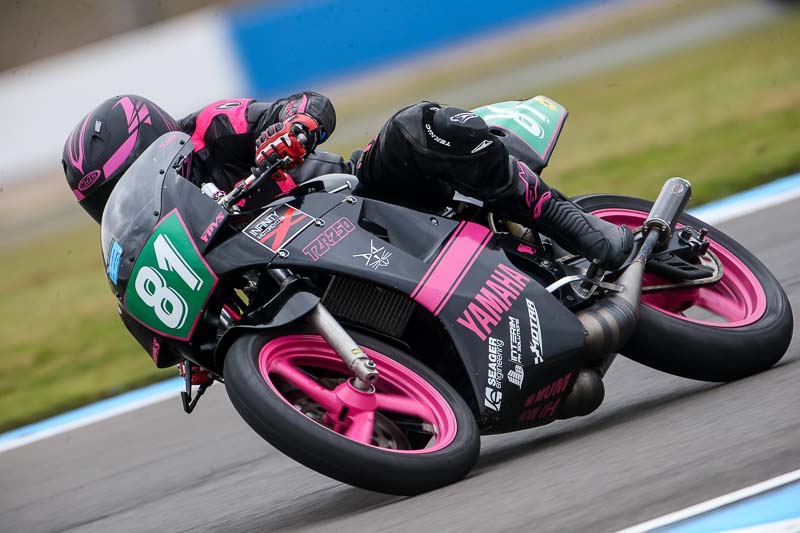donington no limits trackday;donington park photographs;donington trackday photographs;no limits trackdays;peter wileman photography;trackday digital images;trackday photos