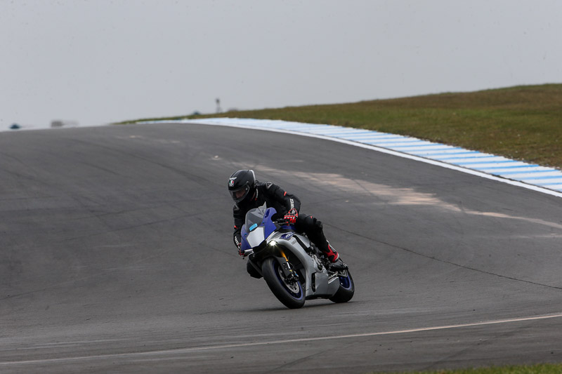 donington no limits trackday;donington park photographs;donington trackday photographs;no limits trackdays;peter wileman photography;trackday digital images;trackday photos