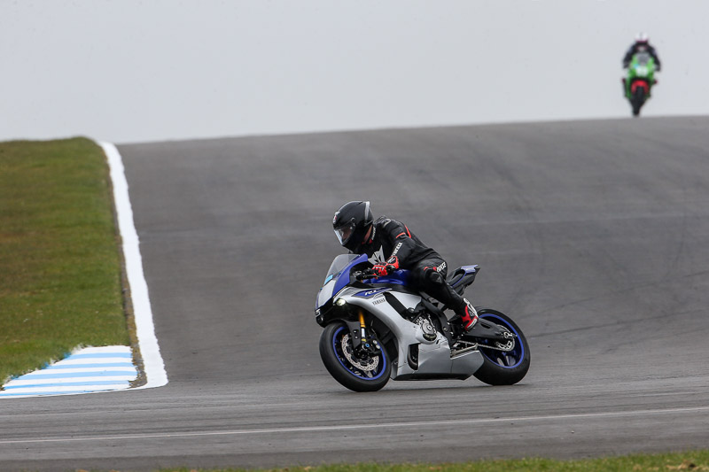 donington no limits trackday;donington park photographs;donington trackday photographs;no limits trackdays;peter wileman photography;trackday digital images;trackday photos