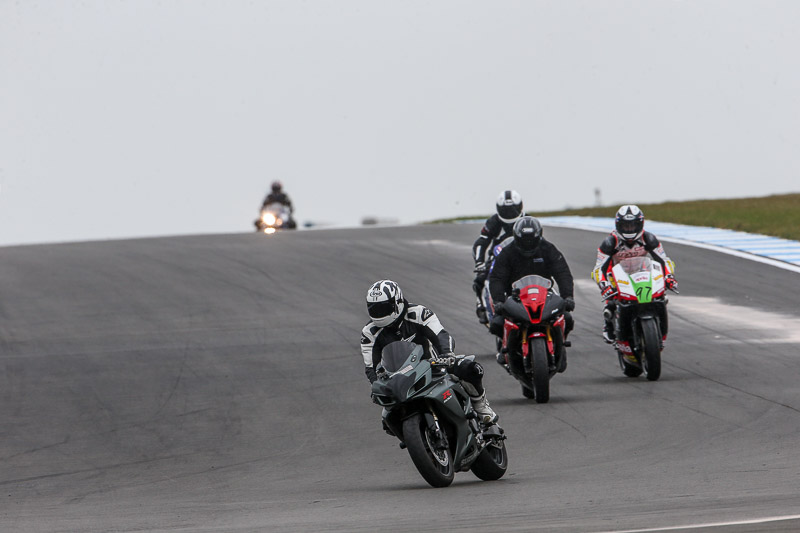 donington no limits trackday;donington park photographs;donington trackday photographs;no limits trackdays;peter wileman photography;trackday digital images;trackday photos