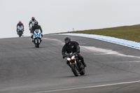 donington-no-limits-trackday;donington-park-photographs;donington-trackday-photographs;no-limits-trackdays;peter-wileman-photography;trackday-digital-images;trackday-photos