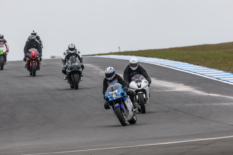 donington no limits trackday;donington park photographs;donington trackday photographs;no limits trackdays;peter wileman photography;trackday digital images;trackday photos