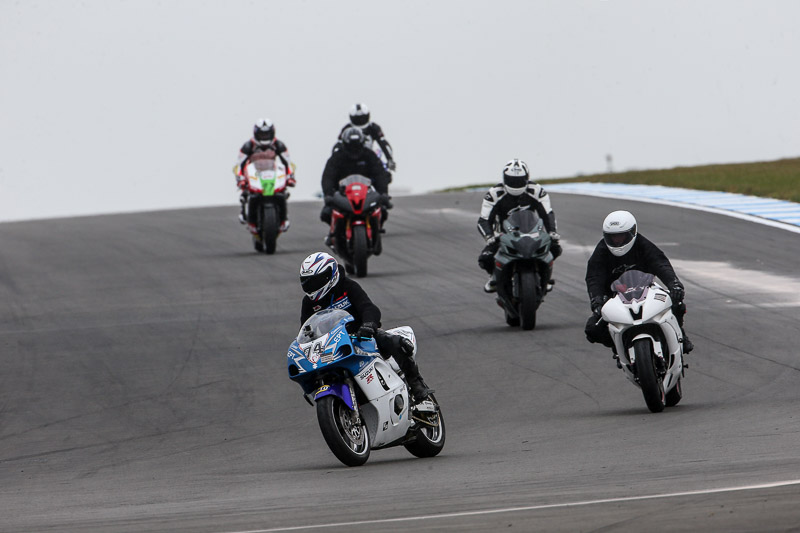 donington no limits trackday;donington park photographs;donington trackday photographs;no limits trackdays;peter wileman photography;trackday digital images;trackday photos