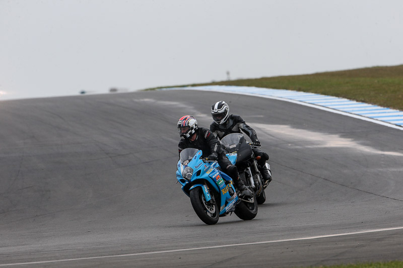 donington no limits trackday;donington park photographs;donington trackday photographs;no limits trackdays;peter wileman photography;trackday digital images;trackday photos