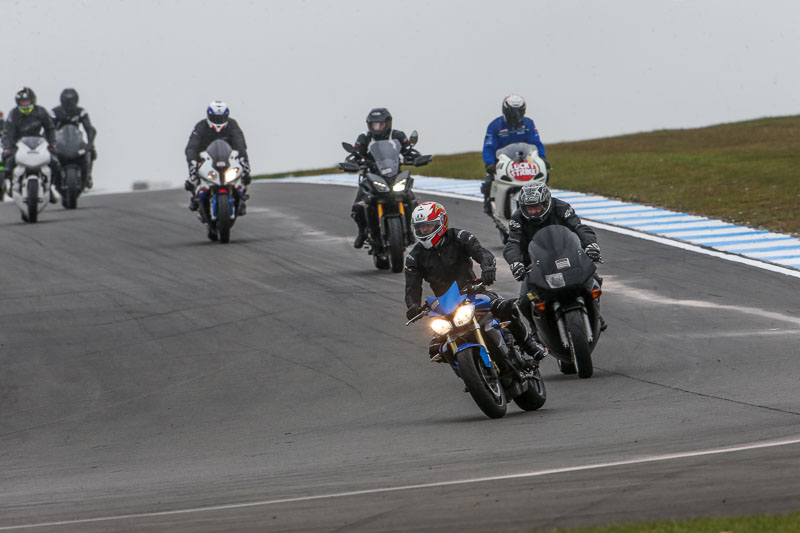 donington no limits trackday;donington park photographs;donington trackday photographs;no limits trackdays;peter wileman photography;trackday digital images;trackday photos