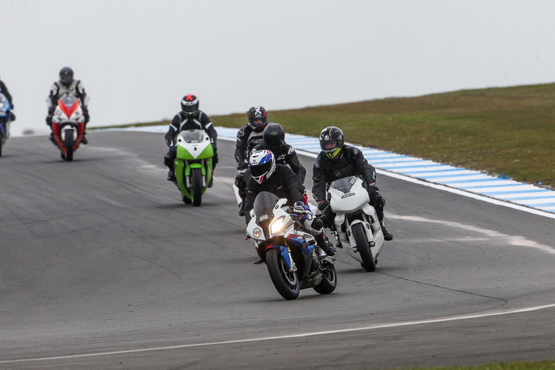 donington no limits trackday;donington park photographs;donington trackday photographs;no limits trackdays;peter wileman photography;trackday digital images;trackday photos
