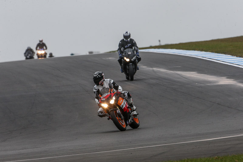 donington no limits trackday;donington park photographs;donington trackday photographs;no limits trackdays;peter wileman photography;trackday digital images;trackday photos