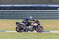 Rockingham-no-limits-trackday;enduro-digital-images;event-digital-images;eventdigitalimages;no-limits-trackdays;peter-wileman-photography;racing-digital-images;rockingham-raceway-northamptonshire;rockingham-trackday-photographs;trackday-digital-images;trackday-photos