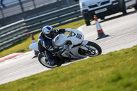 Rockingham-no-limits-trackday;enduro-digital-images;event-digital-images;eventdigitalimages;no-limits-trackdays;peter-wileman-photography;racing-digital-images;rockingham-raceway-northamptonshire;rockingham-trackday-photographs;trackday-digital-images;trackday-photos