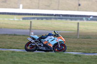 Rockingham-no-limits-trackday;enduro-digital-images;event-digital-images;eventdigitalimages;no-limits-trackdays;peter-wileman-photography;racing-digital-images;rockingham-raceway-northamptonshire;rockingham-trackday-photographs;trackday-digital-images;trackday-photos