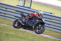 Rockingham-no-limits-trackday;enduro-digital-images;event-digital-images;eventdigitalimages;no-limits-trackdays;peter-wileman-photography;racing-digital-images;rockingham-raceway-northamptonshire;rockingham-trackday-photographs;trackday-digital-images;trackday-photos