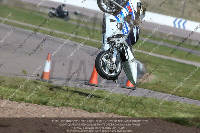 Rockingham no limits trackday;enduro digital images;event digital images;eventdigitalimages;no limits trackdays;peter wileman photography;racing digital images;rockingham raceway northamptonshire;rockingham trackday photographs;trackday digital images;trackday photos