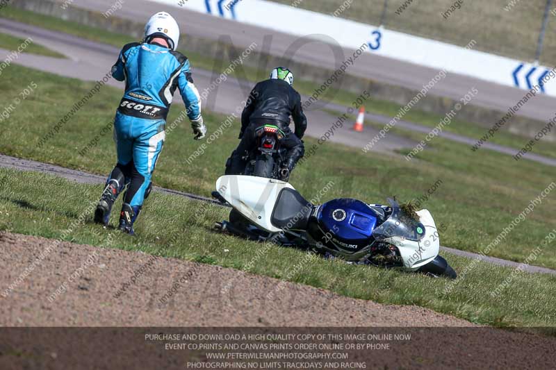 Rockingham no limits trackday;enduro digital images;event digital images;eventdigitalimages;no limits trackdays;peter wileman photography;racing digital images;rockingham raceway northamptonshire;rockingham trackday photographs;trackday digital images;trackday photos