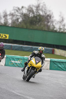 Novice Group Yellow Bikes
