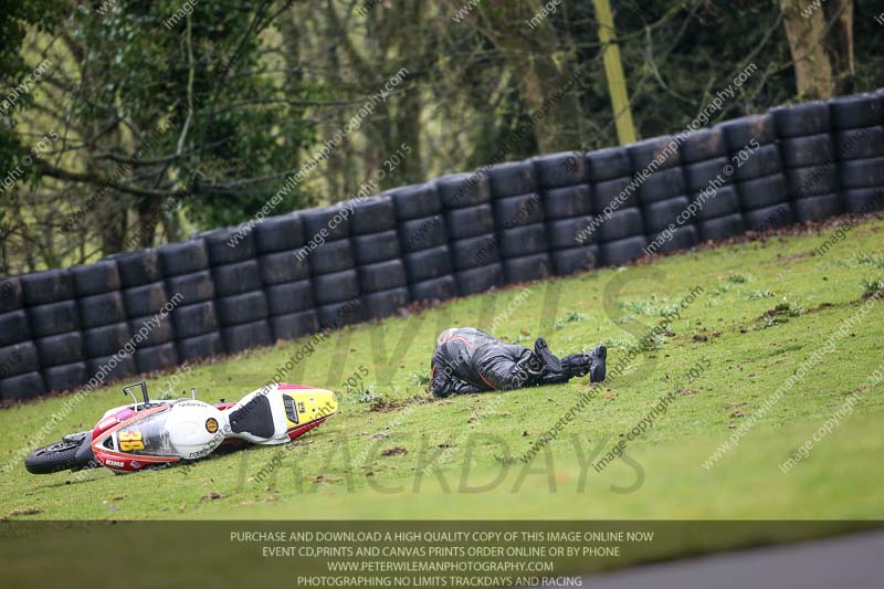 cadwell no limits trackday;cadwell park;cadwell park photographs;cadwell trackday photographs;enduro digital images;event digital images;eventdigitalimages;no limits trackdays;peter wileman photography;racing digital images;trackday digital images;trackday photos