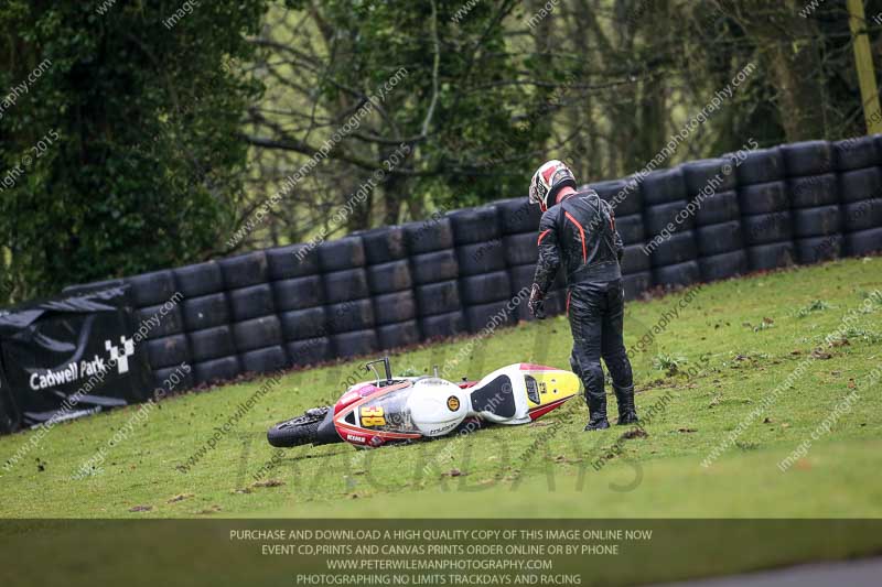 cadwell no limits trackday;cadwell park;cadwell park photographs;cadwell trackday photographs;enduro digital images;event digital images;eventdigitalimages;no limits trackdays;peter wileman photography;racing digital images;trackday digital images;trackday photos