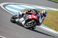 donington-no-limits-trackday;donington-park-photographs;donington-trackday-photographs;no-limits-trackdays;peter-wileman-photography;trackday-digital-images;trackday-photos