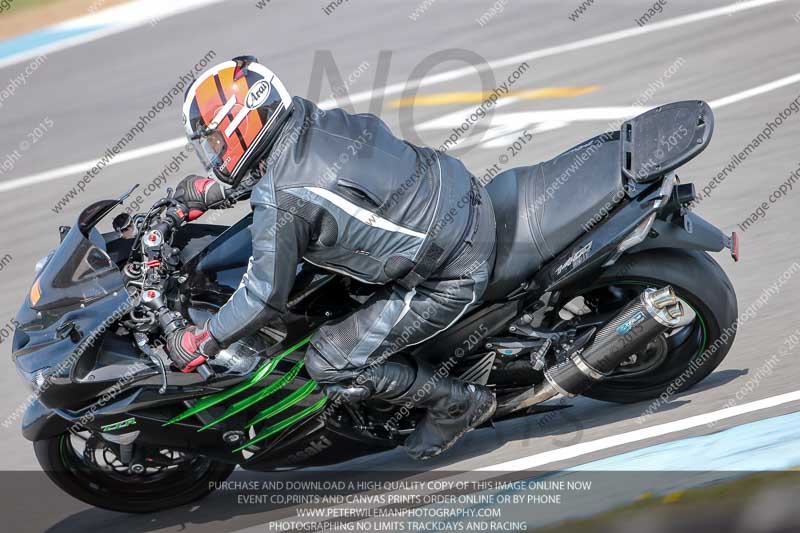 donington no limits trackday;donington park photographs;donington trackday photographs;no limits trackdays;peter wileman photography;trackday digital images;trackday photos