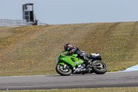 donington-no-limits-trackday;donington-park-photographs;donington-trackday-photographs;no-limits-trackdays;peter-wileman-photography;trackday-digital-images;trackday-photos