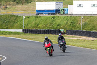 enduro-digital-images;event-digital-images;eventdigitalimages;mallory-park;mallory-park-photographs;mallory-park-trackday;mallory-park-trackday-photographs;no-limits-trackdays;peter-wileman-photography;racing-digital-images;trackday-digital-images;trackday-photos