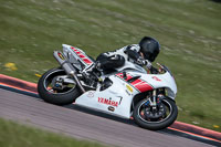 Rockingham-no-limits-trackday;enduro-digital-images;event-digital-images;eventdigitalimages;no-limits-trackdays;peter-wileman-photography;racing-digital-images;rockingham-raceway-northamptonshire;rockingham-trackday-photographs;trackday-digital-images;trackday-photos