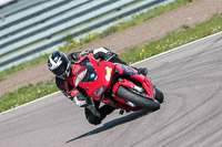 Rockingham-no-limits-trackday;enduro-digital-images;event-digital-images;eventdigitalimages;no-limits-trackdays;peter-wileman-photography;racing-digital-images;rockingham-raceway-northamptonshire;rockingham-trackday-photographs;trackday-digital-images;trackday-photos