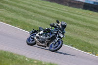 Novice Group Silver/Grey Bikes