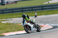 Rockingham-no-limits-trackday;enduro-digital-images;event-digital-images;eventdigitalimages;no-limits-trackdays;peter-wileman-photography;racing-digital-images;rockingham-raceway-northamptonshire;rockingham-trackday-photographs;trackday-digital-images;trackday-photos