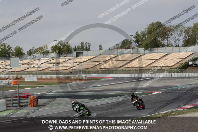 cadwell no limits trackday;cadwell park;cadwell park photographs;cadwell trackday photographs;catalunya barcelona;enduro digital images;event digital images;eventdigitalimages;no limits trackdays;peter wileman photography;racing digital images;trackday digital images;trackday photos