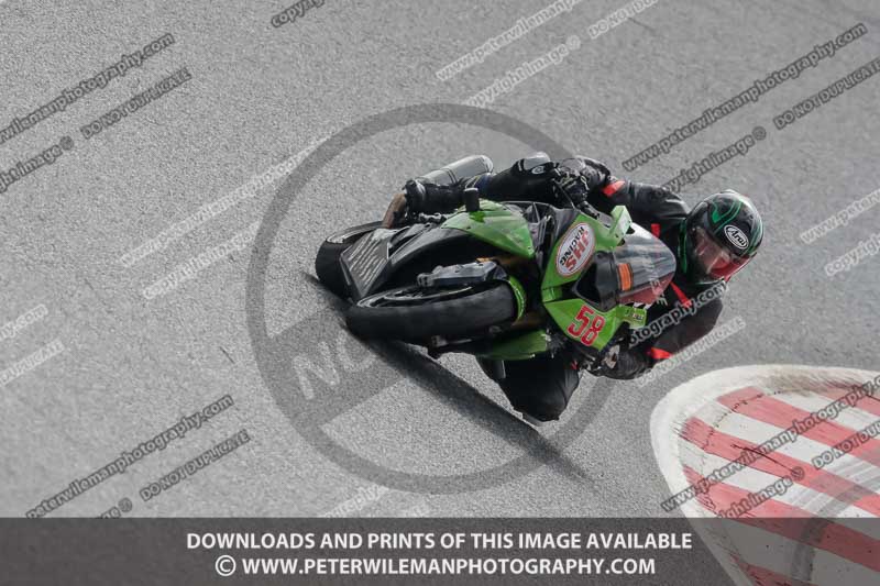 cadwell no limits trackday;cadwell park;cadwell park photographs;cadwell trackday photographs;catalunya barcelona;enduro digital images;event digital images;eventdigitalimages;no limits trackdays;peter wileman photography;racing digital images;trackday digital images;trackday photos