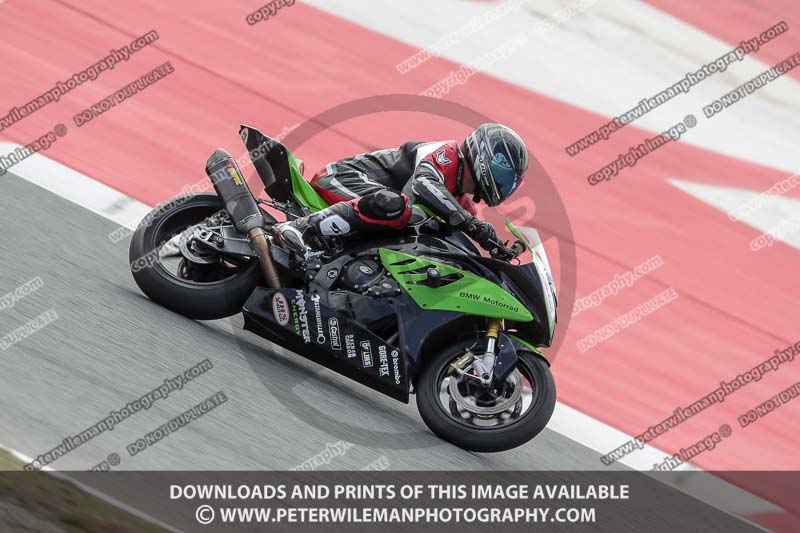 cadwell no limits trackday;cadwell park;cadwell park photographs;cadwell trackday photographs;catalunya barcelona;enduro digital images;event digital images;eventdigitalimages;no limits trackdays;peter wileman photography;racing digital images;trackday digital images;trackday photos