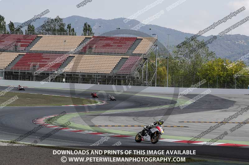 cadwell no limits trackday;cadwell park;cadwell park photographs;cadwell trackday photographs;catalunya barcelona;enduro digital images;event digital images;eventdigitalimages;no limits trackdays;peter wileman photography;racing digital images;trackday digital images;trackday photos