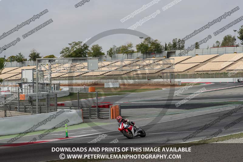 cadwell no limits trackday;cadwell park;cadwell park photographs;cadwell trackday photographs;catalunya barcelona;enduro digital images;event digital images;eventdigitalimages;no limits trackdays;peter wileman photography;racing digital images;trackday digital images;trackday photos