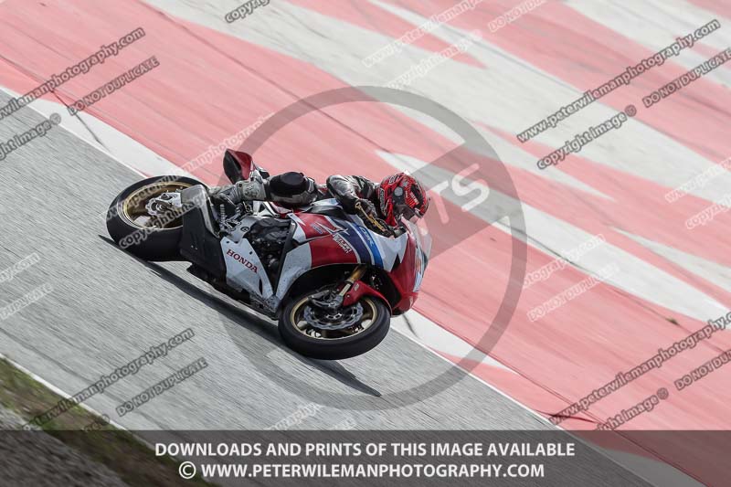 cadwell no limits trackday;cadwell park;cadwell park photographs;cadwell trackday photographs;catalunya barcelona;enduro digital images;event digital images;eventdigitalimages;no limits trackdays;peter wileman photography;racing digital images;trackday digital images;trackday photos