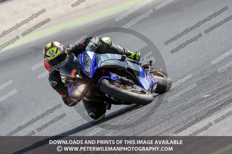 cadwell no limits trackday;cadwell park;cadwell park photographs;cadwell trackday photographs;catalunya barcelona;enduro digital images;event digital images;eventdigitalimages;no limits trackdays;peter wileman photography;racing digital images;trackday digital images;trackday photos