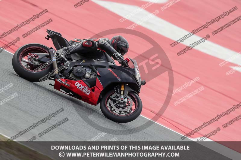 cadwell no limits trackday;cadwell park;cadwell park photographs;cadwell trackday photographs;catalunya barcelona;enduro digital images;event digital images;eventdigitalimages;no limits trackdays;peter wileman photography;racing digital images;trackday digital images;trackday photos