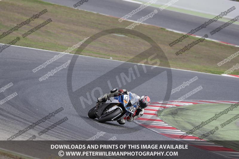 cadwell no limits trackday;cadwell park;cadwell park photographs;cadwell trackday photographs;catalunya barcelona;enduro digital images;event digital images;eventdigitalimages;no limits trackdays;peter wileman photography;racing digital images;trackday digital images;trackday photos