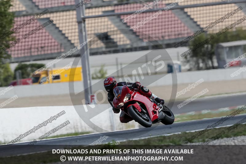 cadwell no limits trackday;cadwell park;cadwell park photographs;cadwell trackday photographs;catalunya barcelona;enduro digital images;event digital images;eventdigitalimages;no limits trackdays;peter wileman photography;racing digital images;trackday digital images;trackday photos