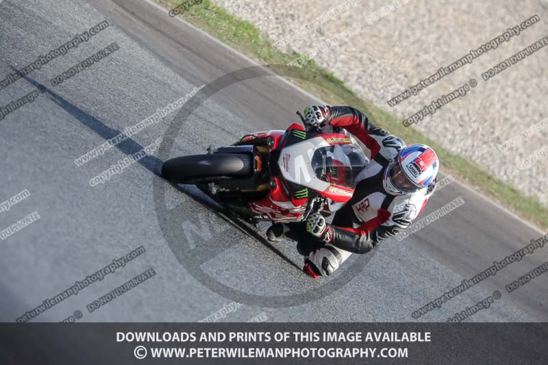 cadwell no limits trackday;cadwell park;cadwell park photographs;cadwell trackday photographs;catalunya barcelona;enduro digital images;event digital images;eventdigitalimages;no limits trackdays;peter wileman photography;racing digital images;trackday digital images;trackday photos